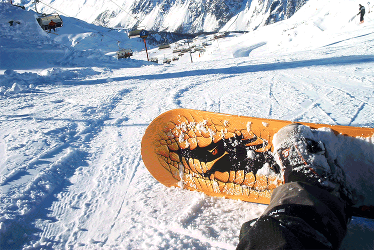 Ischgl, apres ski, apres-ski, apres, snowboard, ski, ski fahren, Alpen, Piste, skifahren, Österreich, boarden, skigebiet, Idalp, Idalpe, paznaun, paznauntal, silvretta, samnaun, reisebericht, austria, tirol, st anton, st. anton, galtür, sölden, saalbach, saalbach-hinterglemm, flügerl, wodka-bull, red bull, willy, kuhstall, trofana alm, paznauer taja, posthörndl, madlein, elisabeth, schatzi, pacha, saufen, trinken, feiern, boarden, snowboarden, boardbabe, snowboarding, hütte