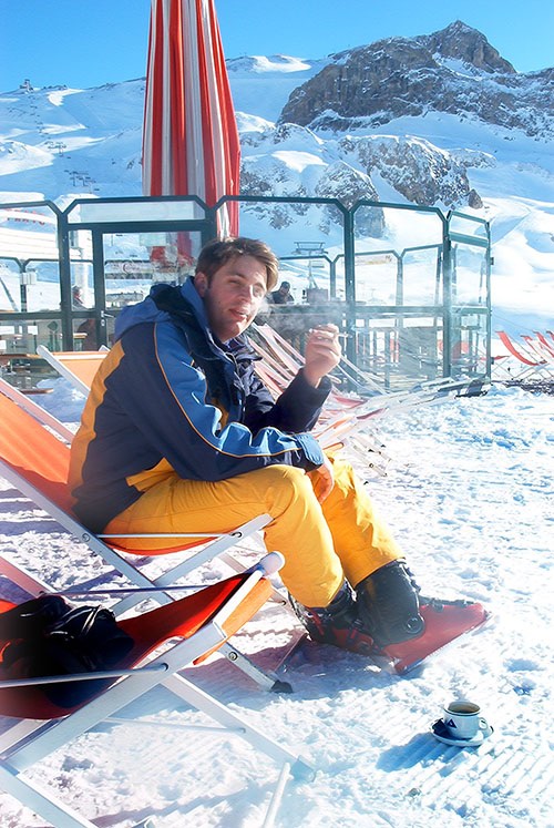 Ischgl, apres ski, apres-ski, apres, snowboard, ski, ski fahren, Alpen, Piste, skifahren, Österreich, boarden, skigebiet, Idalp, Idalpe, paznaun, paznauntal, silvretta, samnaun, reisebericht, austria, tirol, st anton, st. anton, galtür, sölden, saalbach, saalbach-hinterglemm, flügerl, wodka-bull, red bull, willy, kuhstall, trofana alm, paznauer taja, posthörndl, madlein, elisabeth, schatzi, pacha, saufen, trinken, feiern, boarden, snowboarden, boardbabe, snowboarding, hütte