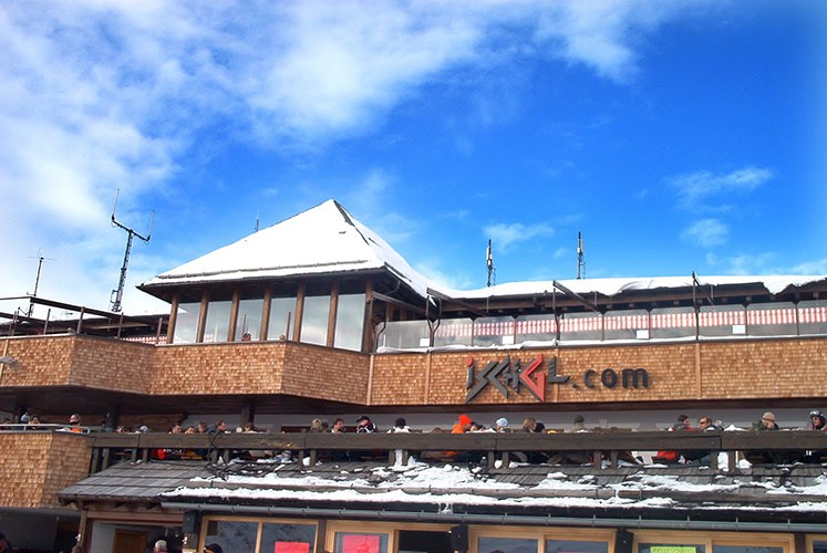 Ischgl, apres ski, apres-ski, apres, snowboard, ski, ski fahren, Alpen, Piste, skifahren, &Ouml;sterreich, boarden, skigebiet, Idalp, Idalpe, paznaun, paznauntal, silvretta, samnaun, reisebericht, austria, tirol, st anton, st. anton, galt&uuml;r, s&ouml;lden, saalbach, saalbach-hinterglemm, fl&uuml;gerl, wodka-bull, red bull, willy, kuhstall, trofana alm, paznauer taja, posth&ouml;rndl, madlein, elisabeth, schatzi, pacha, saufen, trinken, feiern, boarden, snowboarden, boardbabe, snowboarding, h&uuml;tte