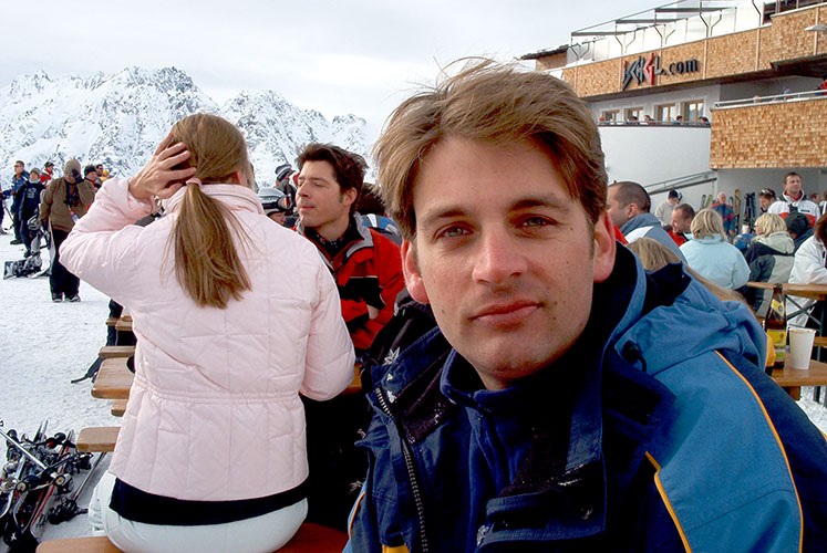 Ischgl, apres ski, apres-ski, apres, snowboard, ski, ski fahren, Alpen, Piste, skifahren, Österreich, boarden, skigebiet, Idalp, Idalpe, paznaun, paznauntal, silvretta, samnaun, reisebericht, austria, tirol, st anton, st. anton, galtür, sölden, saalbach, saalbach-hinterglemm, flügerl, wodka-bull, red bull, willy, kuhstall, trofana alm, paznauer taja, posthörndl, madlein, elisabeth, schatzi, pacha, saufen, trinken, feiern, boarden, snowboarden, boardbabe, snowboarding, hütte